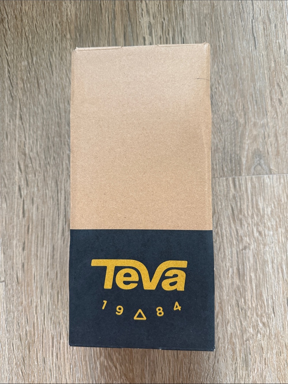 NWT TEVA / W Hurricane XLT2